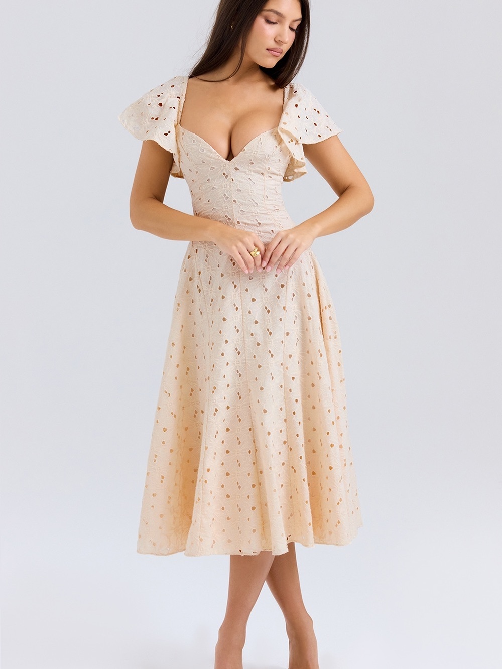 House of CB “Amaya” Cream Midi, Medium - Picture 4 of 10